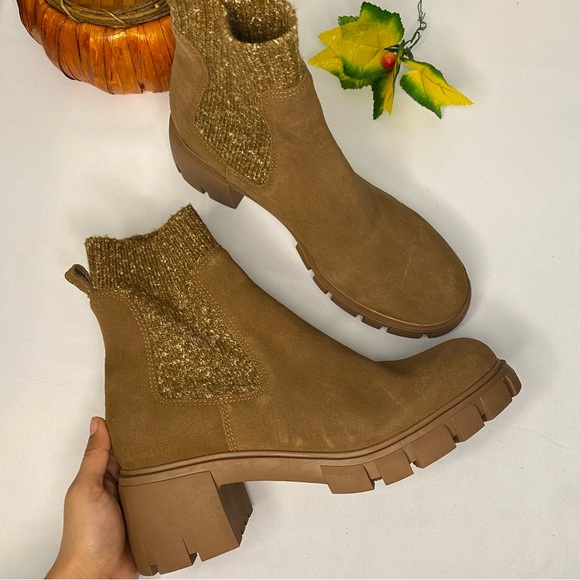 Steve Madden Hayle Pull Chelsea Booties Size 10 - Picture 5 of 16